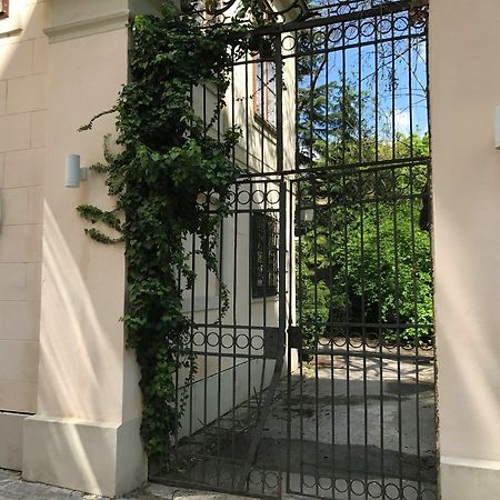 Counts 65 - Slightly Different Apartments Vienne Extérieur photo